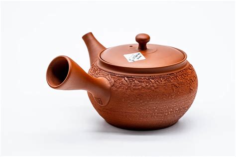 This Expertly Crafted Tokoname Yaki Kyusu Teapot Is Made From The