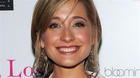 Allison Mack Arrest How Smallville Star Tried To Lure Actress Into