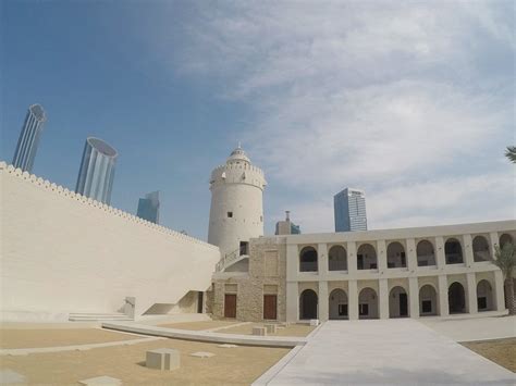 The Oldest Building In Abu Dhabi Qasr Al Hosn Arabian Notes