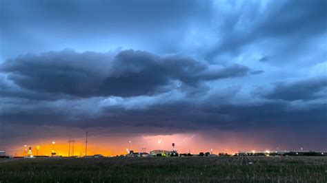 5 17 22 Severe Thunderstorm In Hays Ks Includes Shelf Cloud