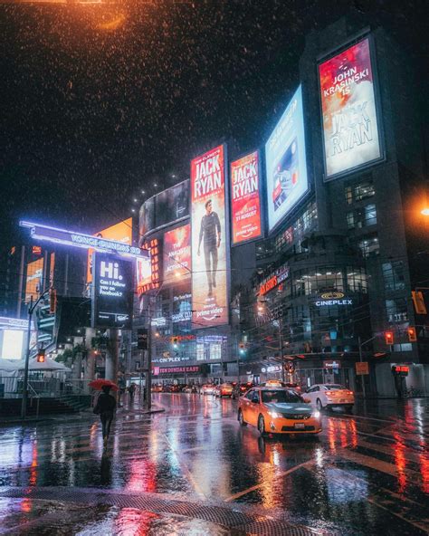 Downpour In Toronto Canada Rpics