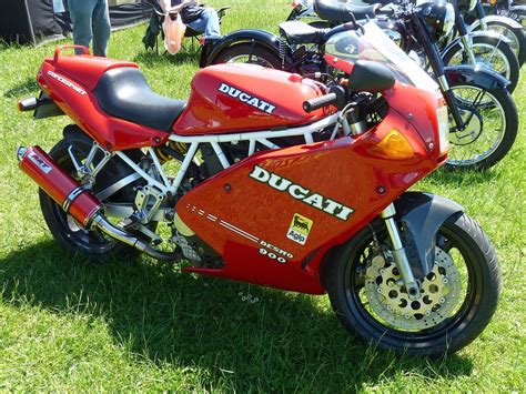 Ducati Desmo 1991 Ducati Desmo 900 Super Sports Richard Walker Flickr
