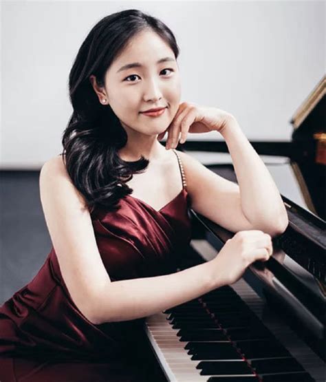 A Korean Pianist Creates A Music Festival In Germany The Dong A Ilbo