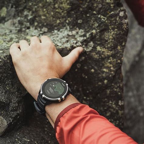The watch itself is about the same size as the ambit 3 sport but it also has a. Suunto Spartan Sport Wrist HR Baro | Snowys Outdoors