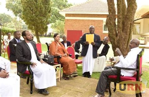 King Oyo Meets Museveni Over Tooro Assets