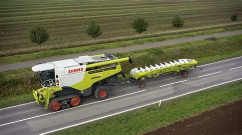 Terra Trac Tracked Combine Harvester Technology Claas Harvest Centre