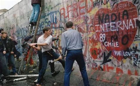 El 09 de noviembre del año 1989 tuvo lugar la caída del Muro de Berlín