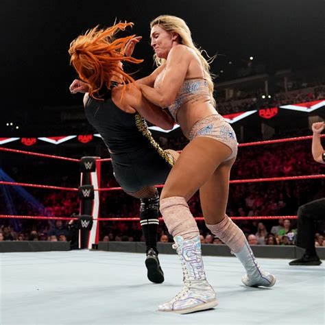 Raw 10 14 19 Charlotte Flair Vs Becky Lynch WWE Photo 43139248