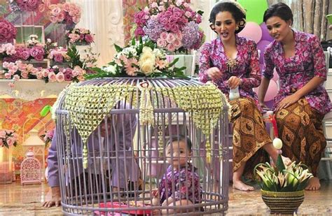 Lagu y suku moto ku y suku dari anak dara ku ubah jadi janda. Adat Istiadat Suku Jawa Lengkap dengan Gambar dan Penjelasannya - BAABUN