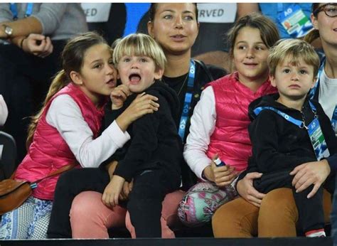 Roger federer serena williams continue pursuit of becoming. Federer children | Roger federer family, Roger federer ...