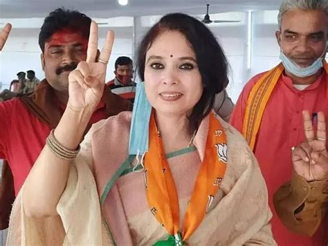 बिहार भाजपा महिला विधायक की आपत्तिजनक तस्वीरें सोशल मीडिया पर वायरल