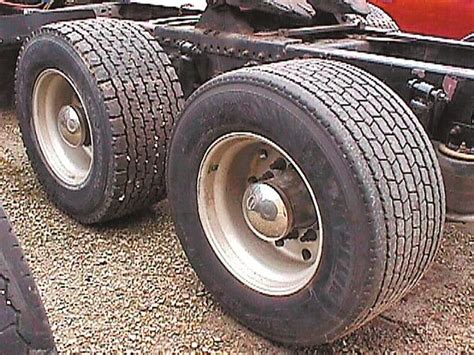 Truck Driver Blog Advantages Of Super Single Truck Tires