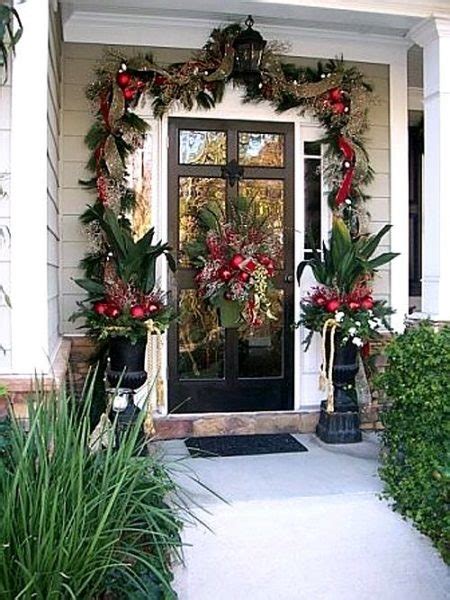 55 Best Front Porch Christmas Decorations For 2023 Decor Home Ideas