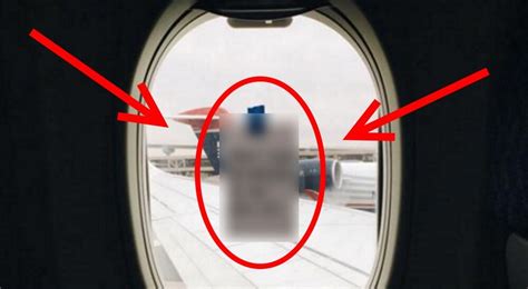 Someone Is Posting Mysterious Notes On Airplane Windows Passengers