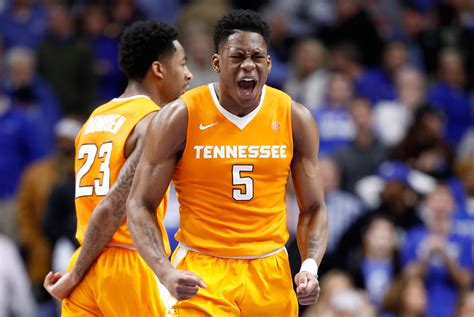 Who is Admiral Schofield? Senior Forward Leads Tennessee Over No. 1