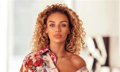 How rich is jena frumes? Jena Frumes Bio, Age, Wiki, Family, Dating, Career, Body ...