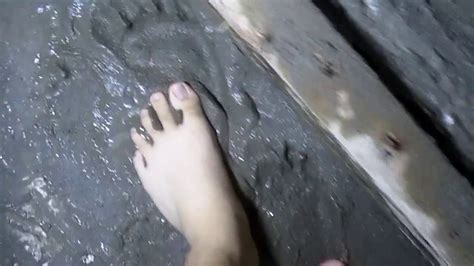 Barefoot In Wet Cement 8 17 Youtube