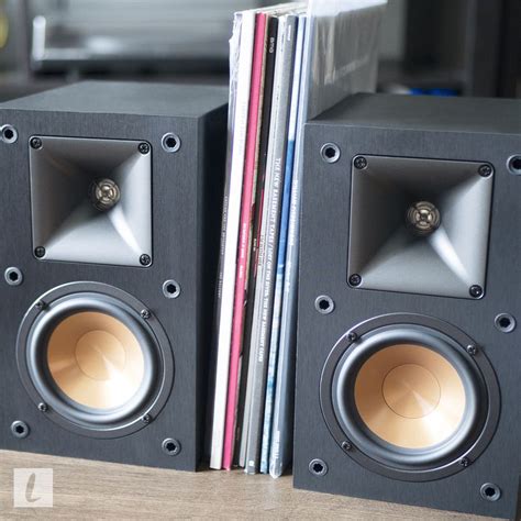 This design is precisely flared to minimize turbulence even at the lowest frequencies. Klipsch R-14M Reference Speaker Review: Powerful Speakers