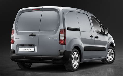 Peugeot Partner Van 2023 2024 цена и характеристики фотографии и обзор