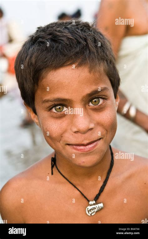 Indian Boy With Bright Eyes Hi Res Stock Photography And Images Alamy