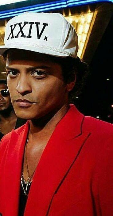 Pin By Jan Laclair On Bruno Mars Bruno Mars Handsome Dimples