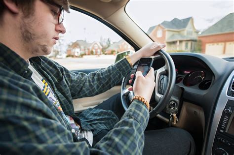 Texting And Driving More Dangerous Than Drunk Driving