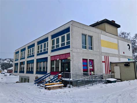 Vågan kommune omfatter nesten hele austvågøy, gimsøy og en rekke mindre øyer, blant andre henningsvær og skrova. Velkommen til Vågan Kulturskole - Vågan kommune