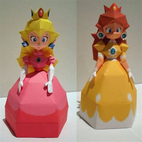 Enjoy Papercraft Princess Peach Of Super Mario Bross