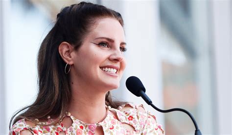 Lana Del Rey And Feminism An Independent Celebrity Mind National Review