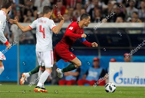 Spains Nacho Fouls Portugals Cristiano Ronaldo Editorial Stock Photo