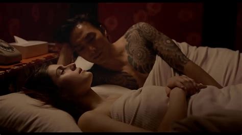 Alexandra Daddario Sex Scence In Lost Girls And Love Hotels Xvideos