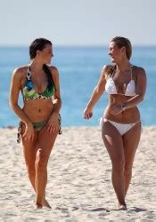 Sam Faiers And Jessica Wright In Bikinis The Dubai Beach Hawtcelebs