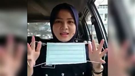 Terus boleh letak di muka. Cara mudah pakai topeng muka bagi wanita berhijab - The ...