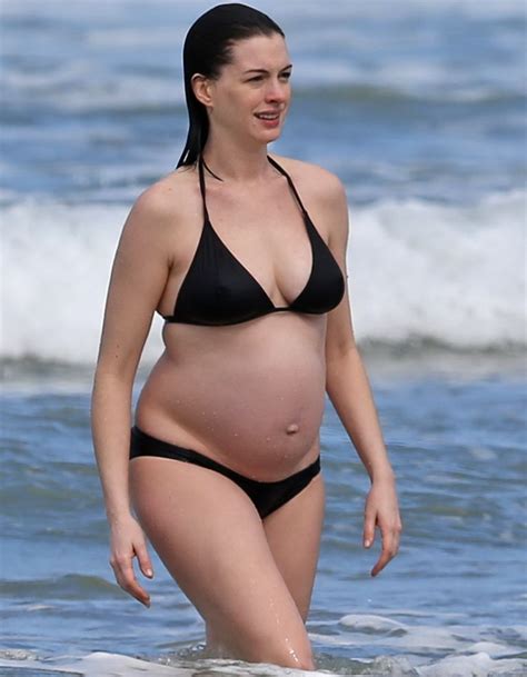 Pregnant Anne Hathaway In Bikini At A Beach In Hawaii