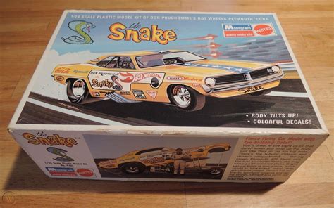 Monogram 124 The Snake Don Prudhomme Funny Car Model Unbuilt In Box
