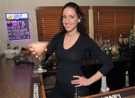 Bartender Of The Week From Starters Clubhouse Grille Serves Up Dessert In A Glass