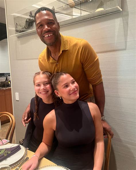 Michael Strahan S Daughter Sophia Shares Rare Holiday Pics With Private Sister Isabella And Dad S