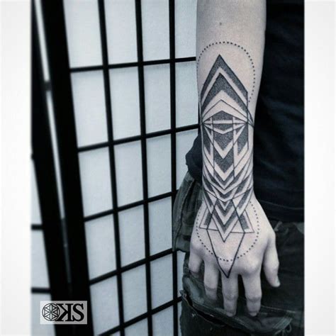 35 Coolest Geometry Tattoos Best Tattoo Ideas Gallery Tatuaje