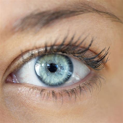 Augenfarbe ändern Mit Diesen Drei Tricks Funktioniert Es Cosmopolitan