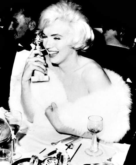 “marilyn At The Golden Globe Awards In March 1960 ” Marilyn Monroe