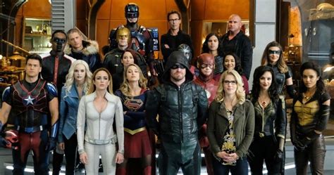 Crisis On Infinite Earths Trailer Teases The Arrowverses Final Stand