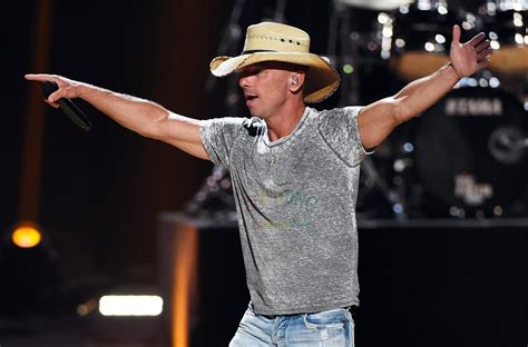 Just In Kenny Chesney Unveils Lineup For Here And Now 2022 Stadium Tour Country Now