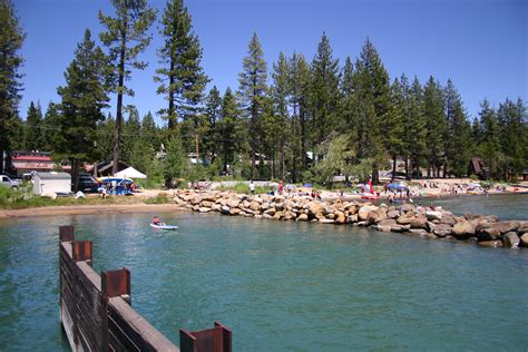 Most of the tahoe shoreline is rugged granite boulders and cliffs, but the lake also has several public beaches great for swimming, picnics, bbqs, or just lying ar Tahoe Vista Boat Launch / Agatam Beach | Lake Tahoe Public ...