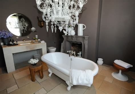 Free fonts often have not all characters. 21+ Gothic Bathroom Designs, Decorating Ideas | Design ...