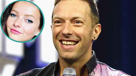 Chris Martin Pulled The Ultimate Dad Move By Embarrassing Daughter Apple At Work Access