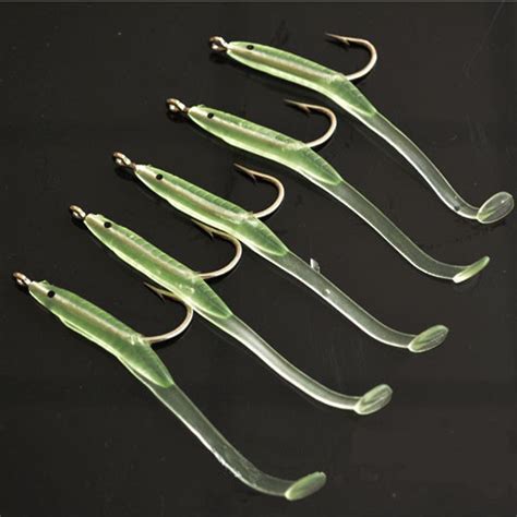 Soft Fishing Lure With Hook Eels Silicone Lure Winter Fake Carp Bait