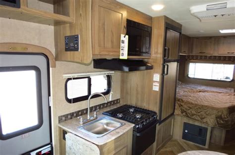 Rv Rental 25 Ft Coachmen Freelander Elijahrvs