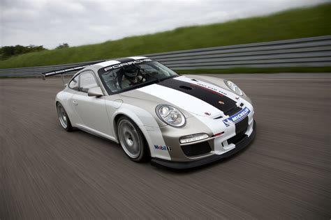 2012 Porsche 911 Gt3 Cup Race Car Gets Extended Motorsport