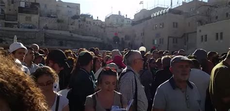 Egalitarian Worshippers Scuffle With Ultra Orthodox At Western Wall