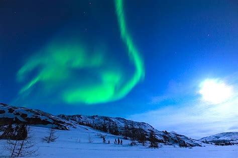 Photo Solar Storm Brings Northern Lights Nunatsiaq News